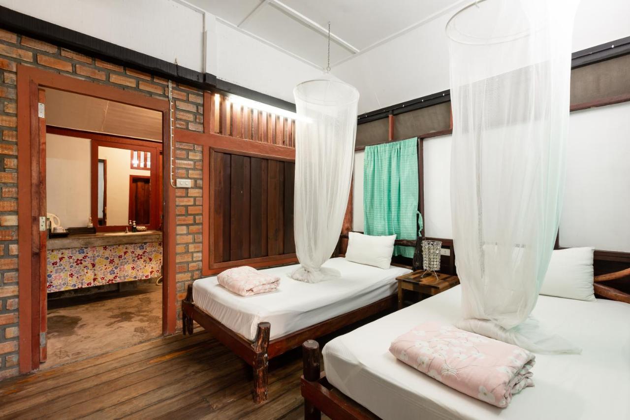 Green View Village Resort Ao Nang Buitenkant foto